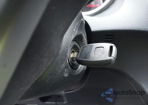 2013 Honda Fit z USA, uszkodzony, nr VIN JHMGE8H30DC055760